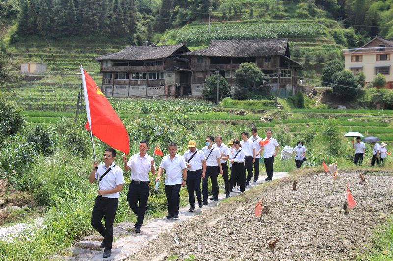 重走長征路（修圖）.jpg